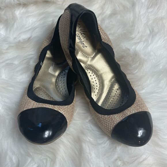 Dexflex comfort synthetic beige woven & black patent slip on flats SZ9 - Picture 2 of 10